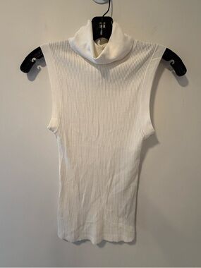 Zara Knit White Top Size Small #Lux-R